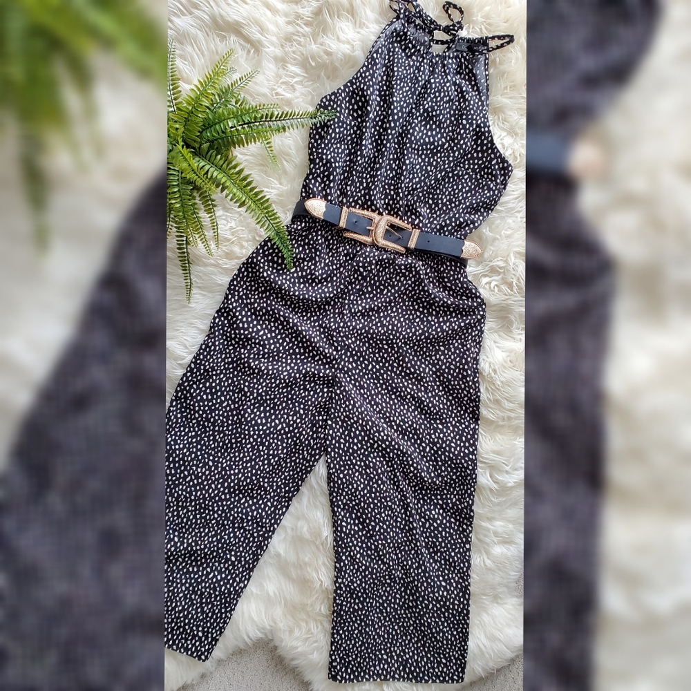 Dynamite - EUC halter jumpsuit size M